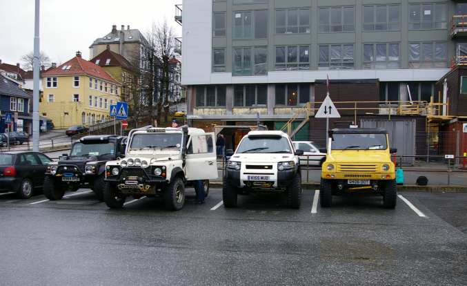 The Team lines up at Bergen